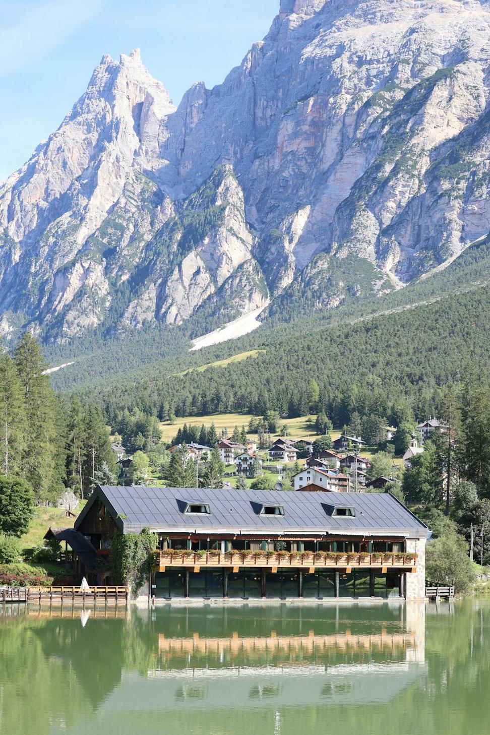 Revelstoke Ski Lodge