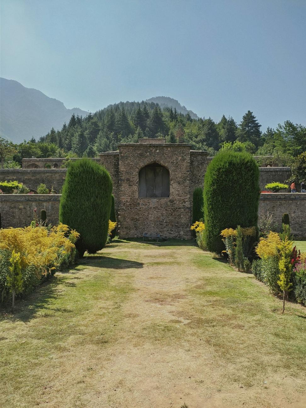 Alpine Garden Estate